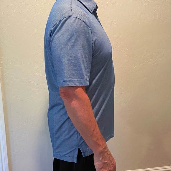 IZOD Mens Polo Shirt Blue & White Horizontal Pinstripes NWOT Perfect Condition M - Picture 4 of 7